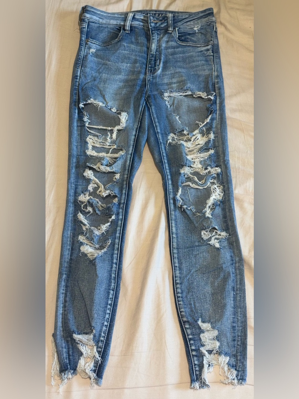 American Eagle Distressed Hi-Rise Jegging Skinny Jeans